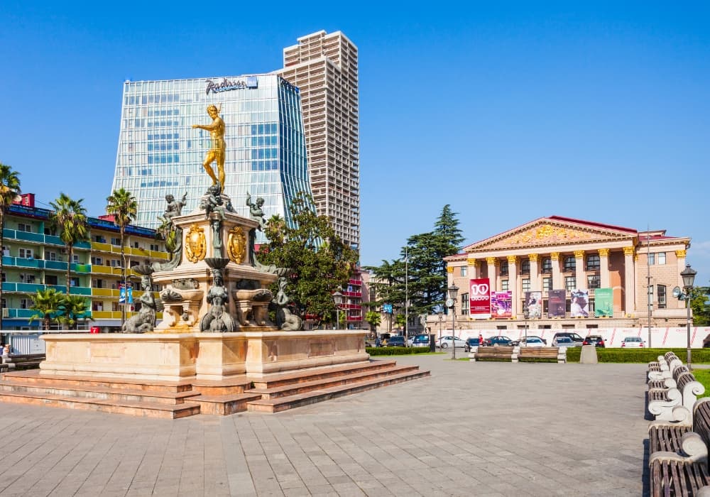 Guide Complet pour Investir dans un Appart-Hôtel à Batumi