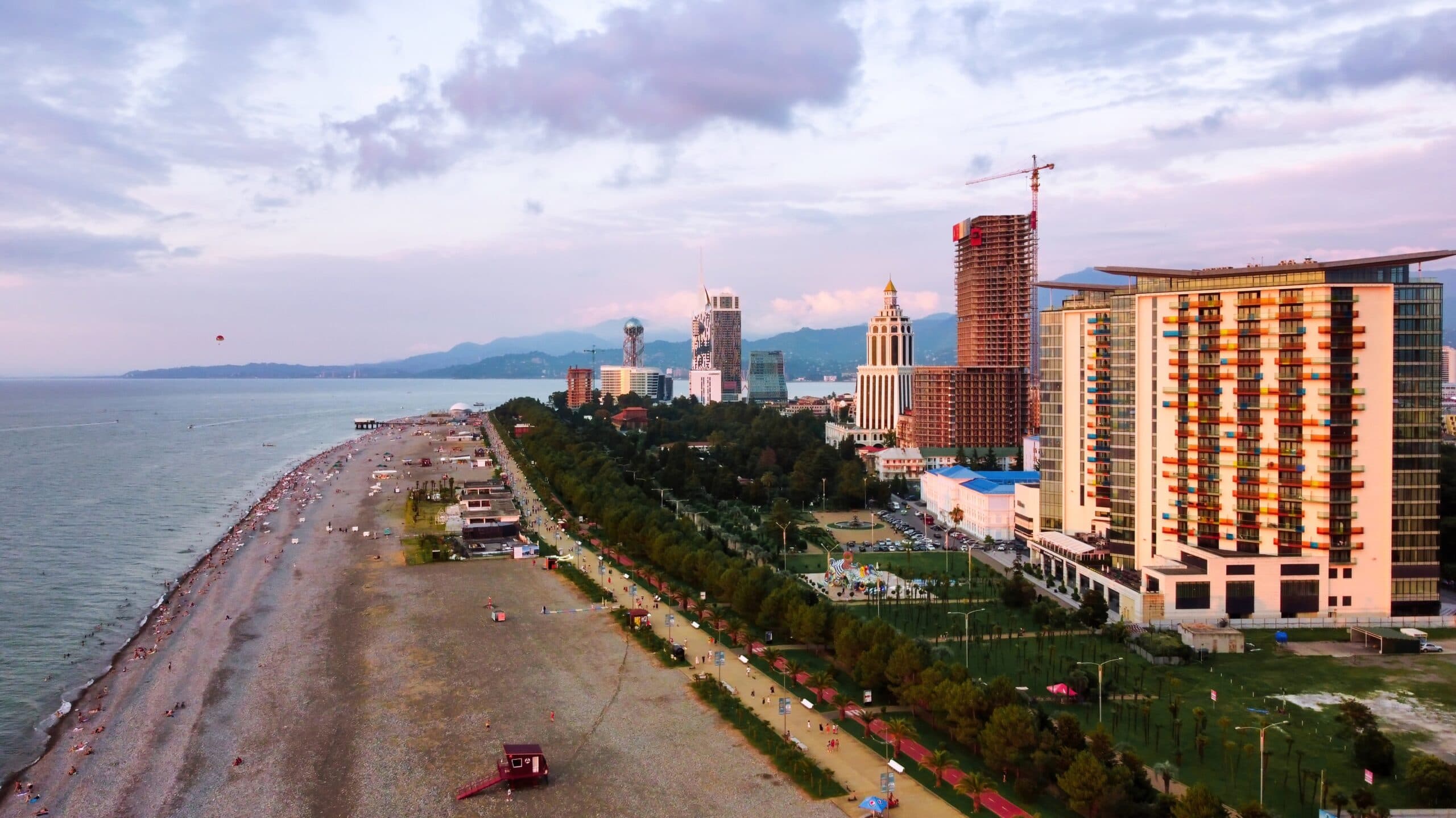 L’impact du tourisme sur le marché immobilier de Batumi : Opportunités et défis