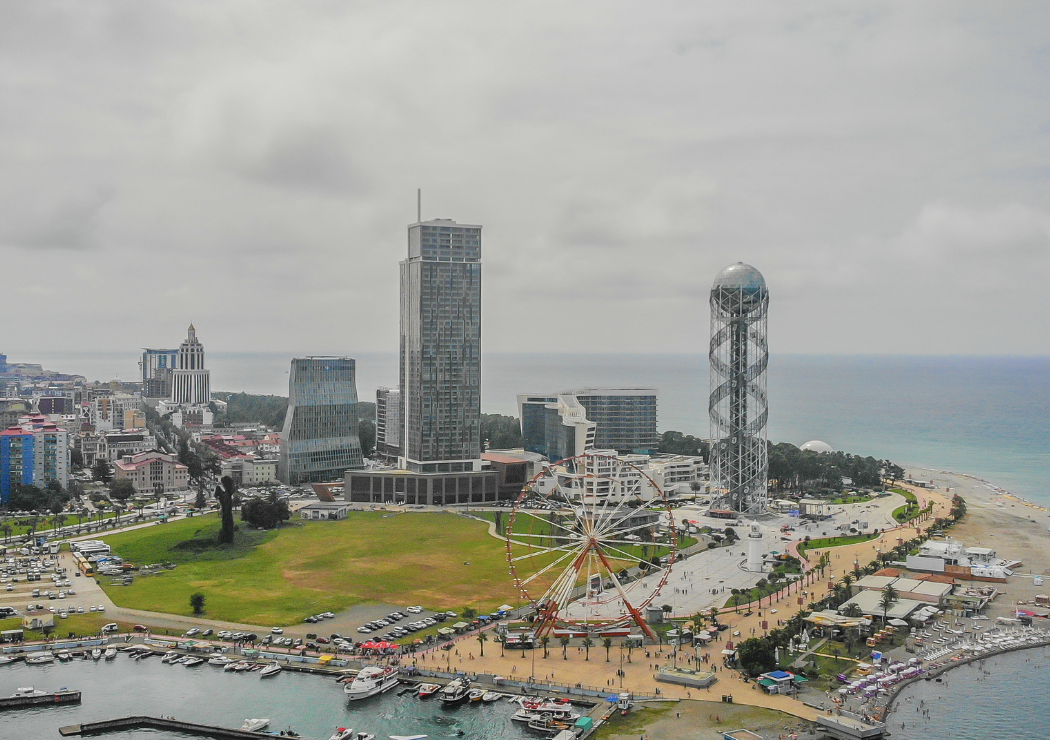  Batumi s&rsquo;est Transformée au Fil des Décennies : D&rsquo;une Ville Portuaire à une Métropole Moderne